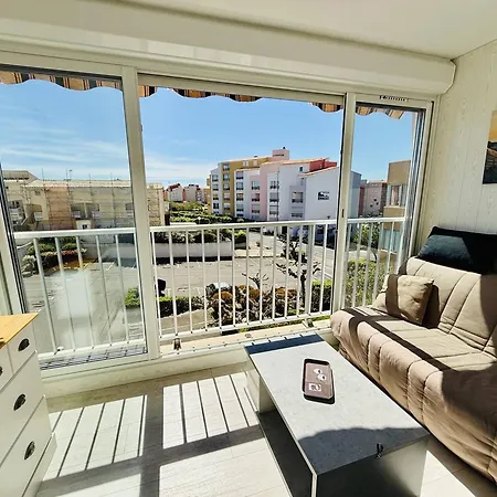 Proche Avec Parking Prive, Secteur Falaises - Fr-1-723-49 אגדה