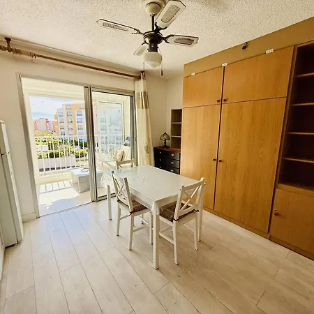 דירה Proche Avec Parking Prive, Secteur Falaises - Fr-1-723-49 *